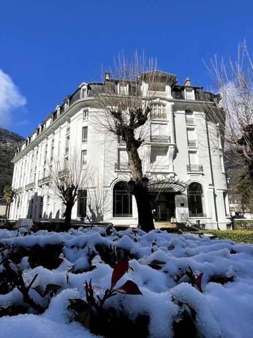 101 Pyrenees Palace Appartement Bagneres-de-Luchon Ngoại thất bức ảnh